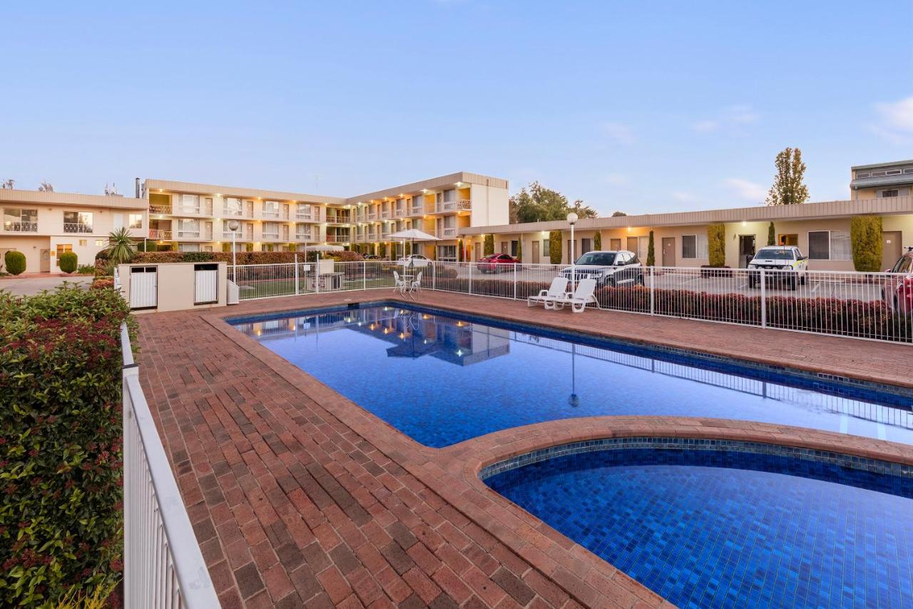 Motel Breakfree Queanbeyan Esterno foto