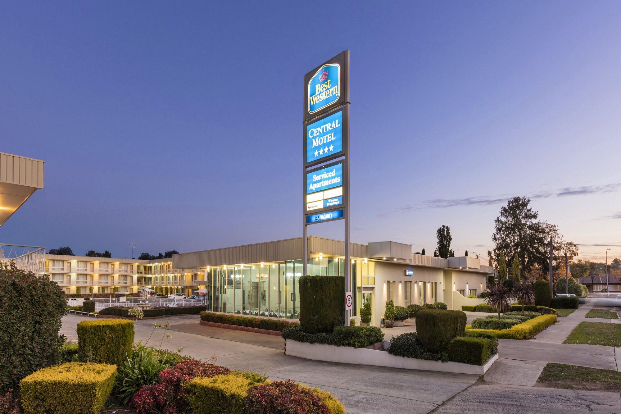 Motel Breakfree Queanbeyan Esterno foto
