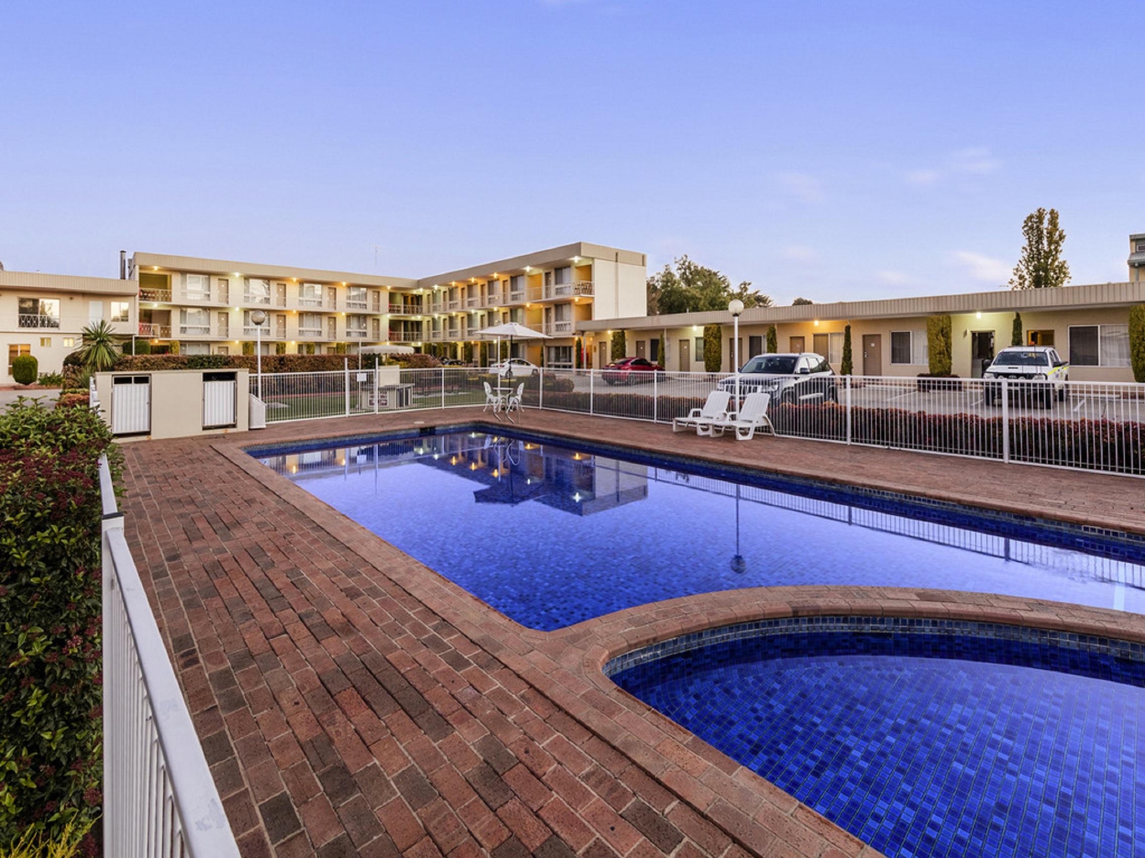 Motel Breakfree Queanbeyan Esterno foto